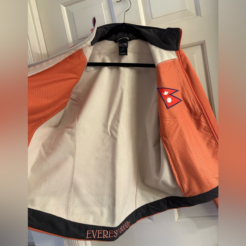 The North Face Vibrant Orange Softshell Jacket - Picture 3 of 3